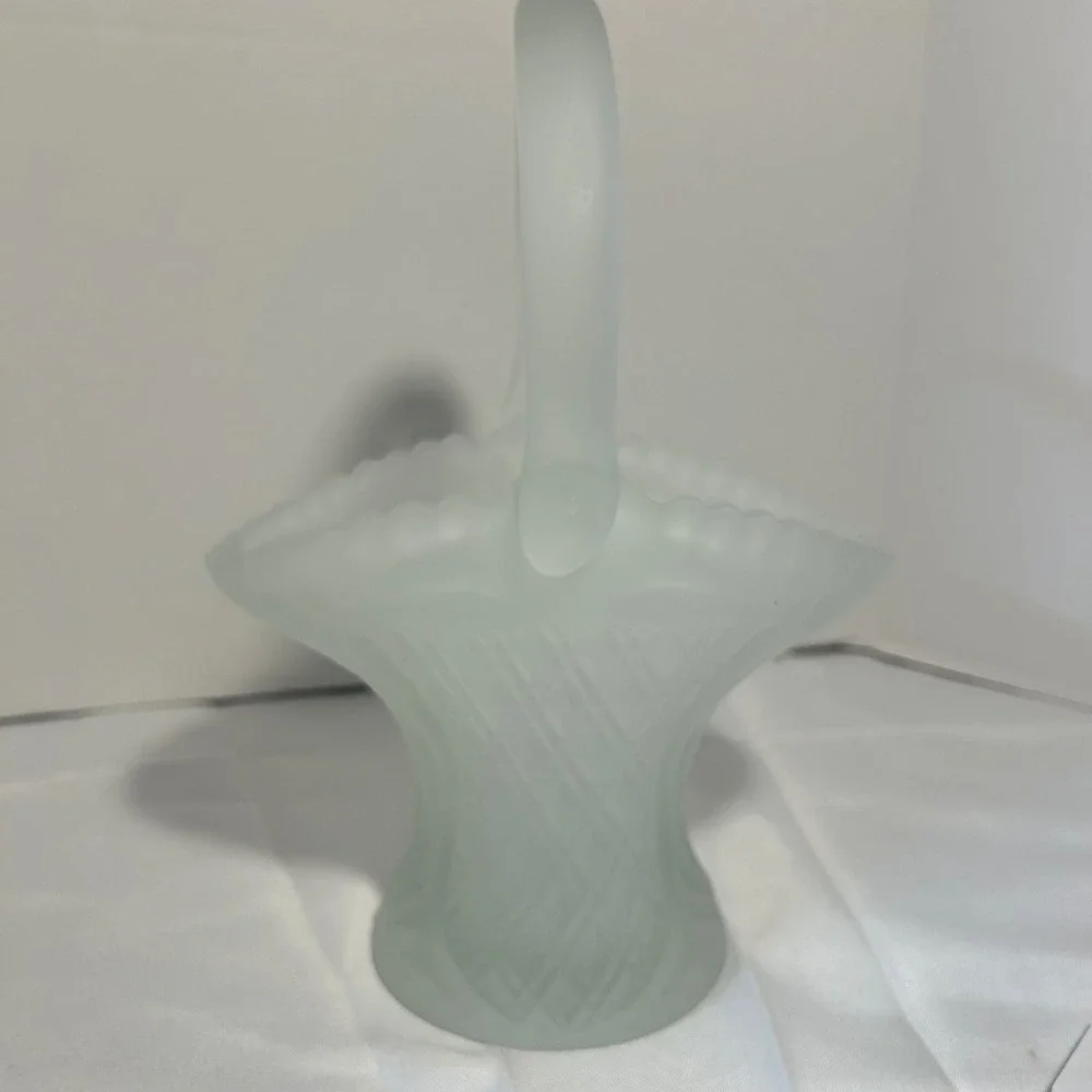 Frosted Glass Flower Basket Hobnail‎ Rim Handle Elegant Decorative Accent